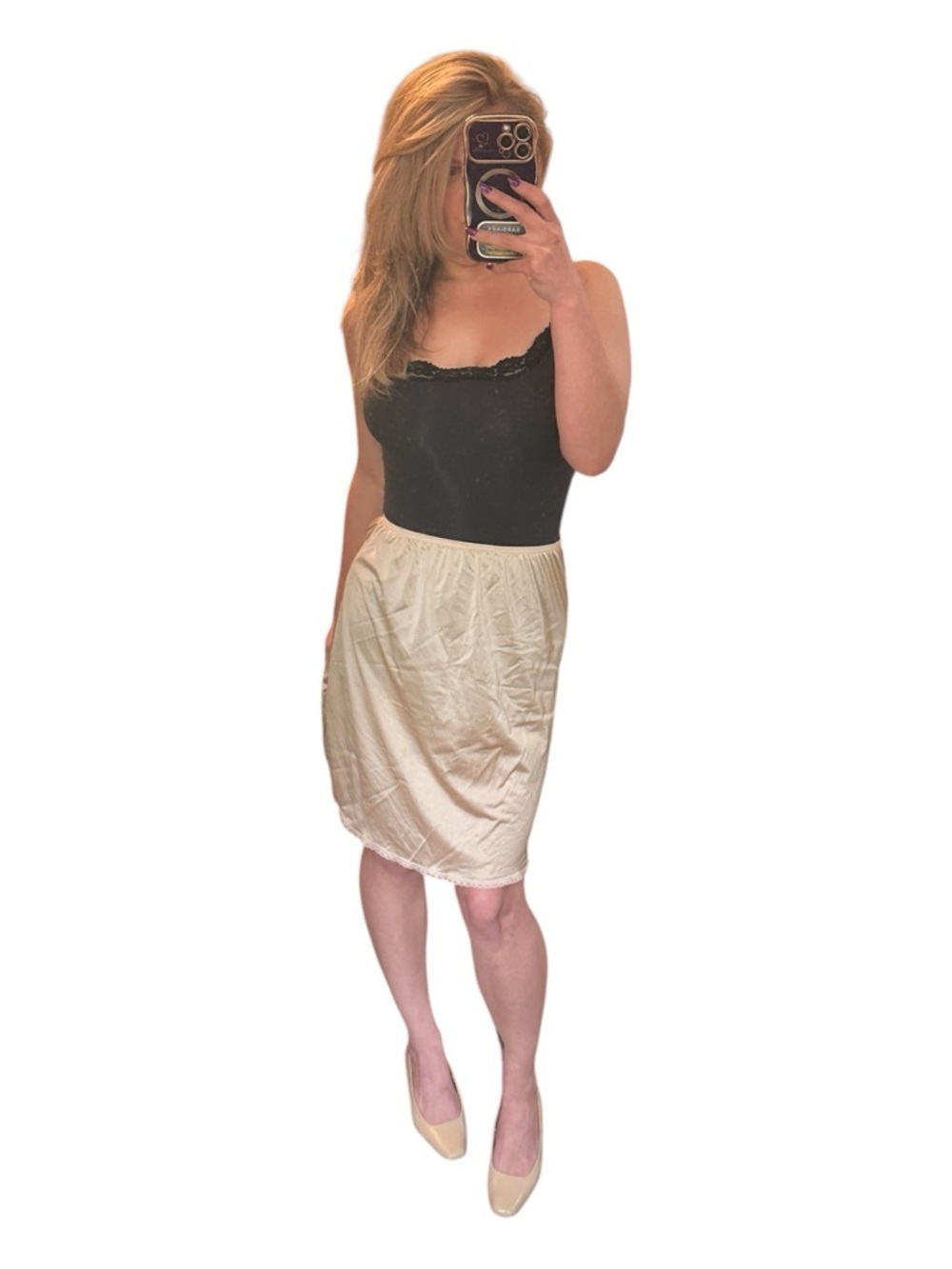 True Vintage Vanity Fair Beige 20” Half Slip with Lace Trim Size Medium - Picture 6 of 6